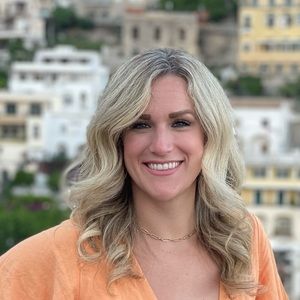 Meet your Posher, Stacy